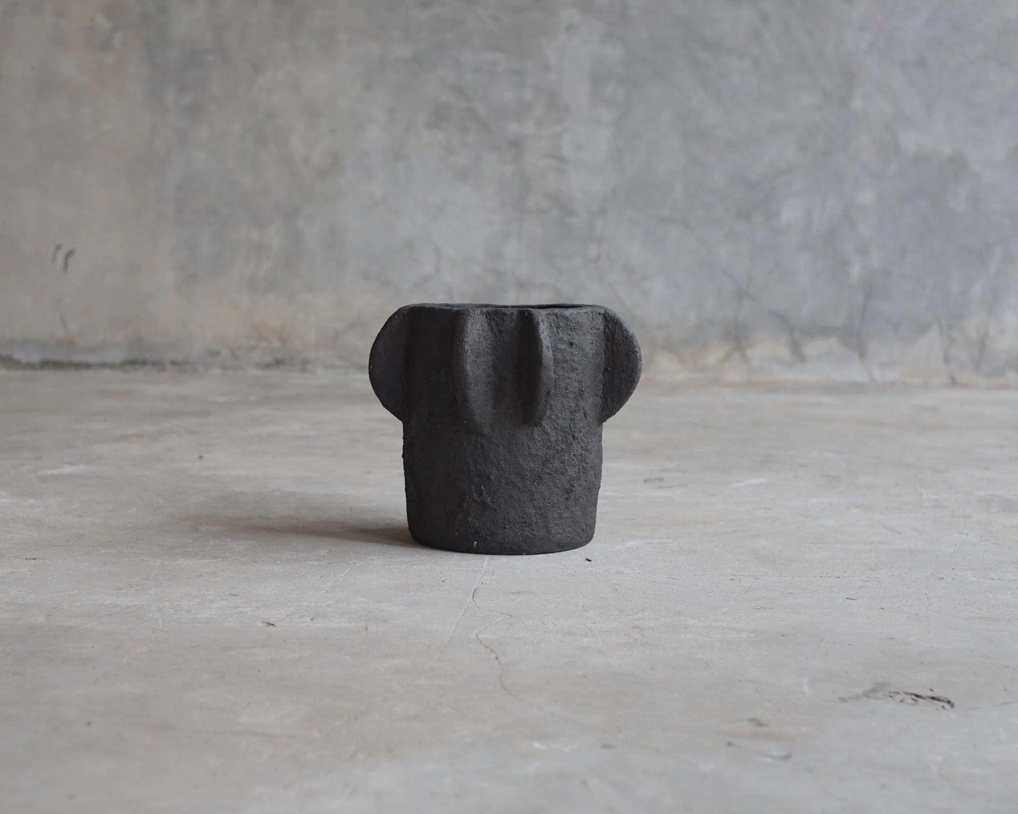 Black Hermes Vase - Image 4