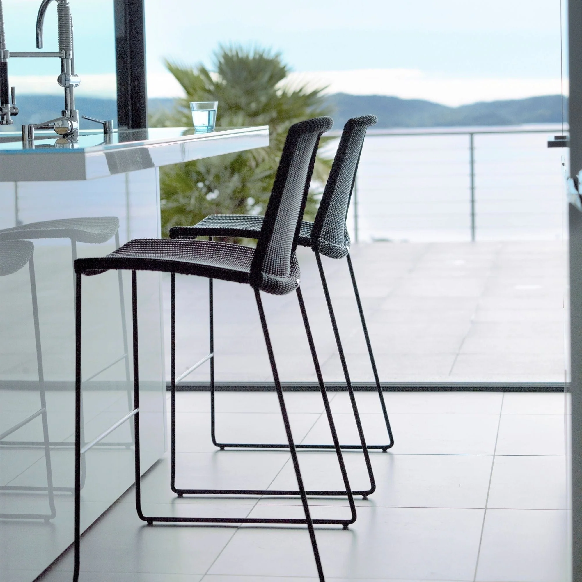 Breeze Bar Chair - Black - Image 3