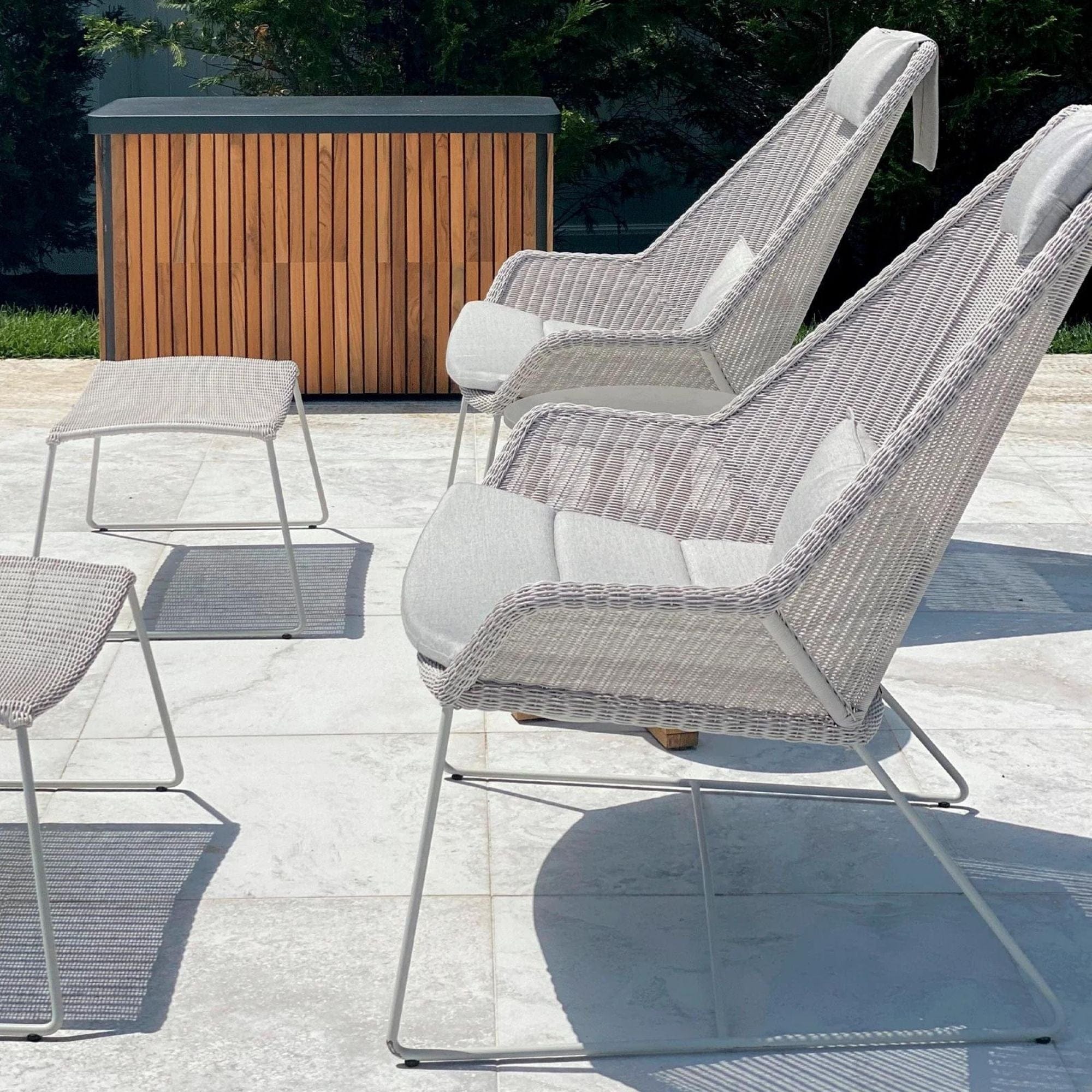 Breeze Highback Chair - White Grey - Image 2