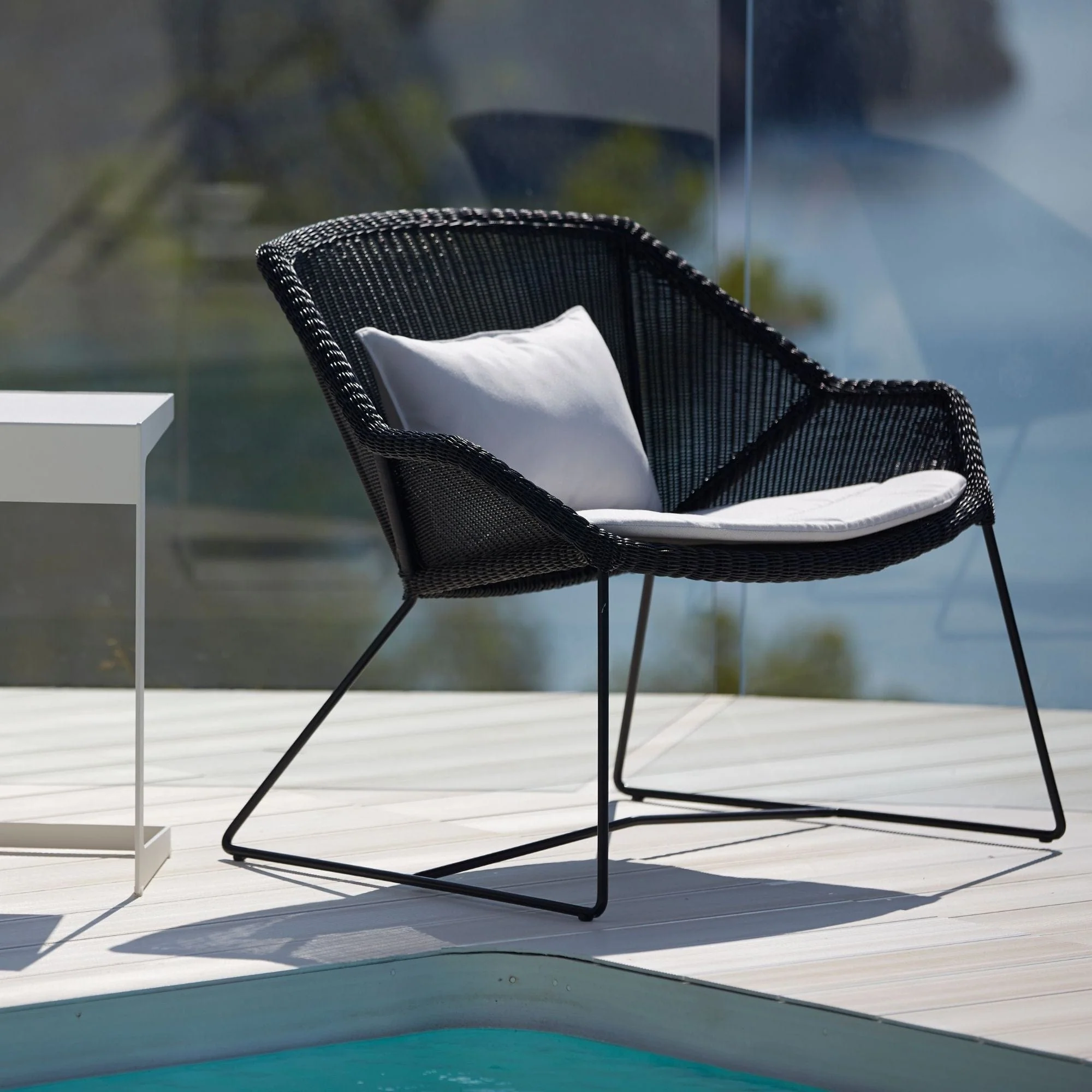 Breeze Lounge Chair - Black - Image 6