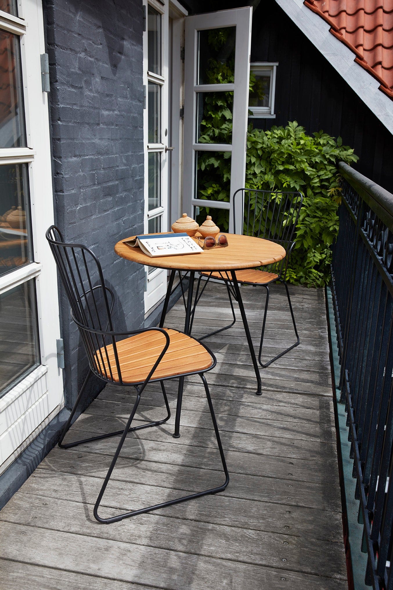 Circum Table - Bamboo | Black 74(CM) - Image 7
