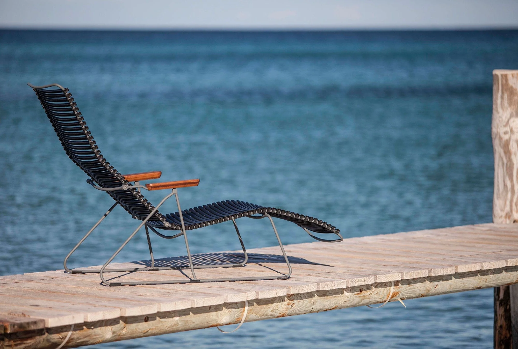 Click Sunlounger with Armrest- Black - Image 7