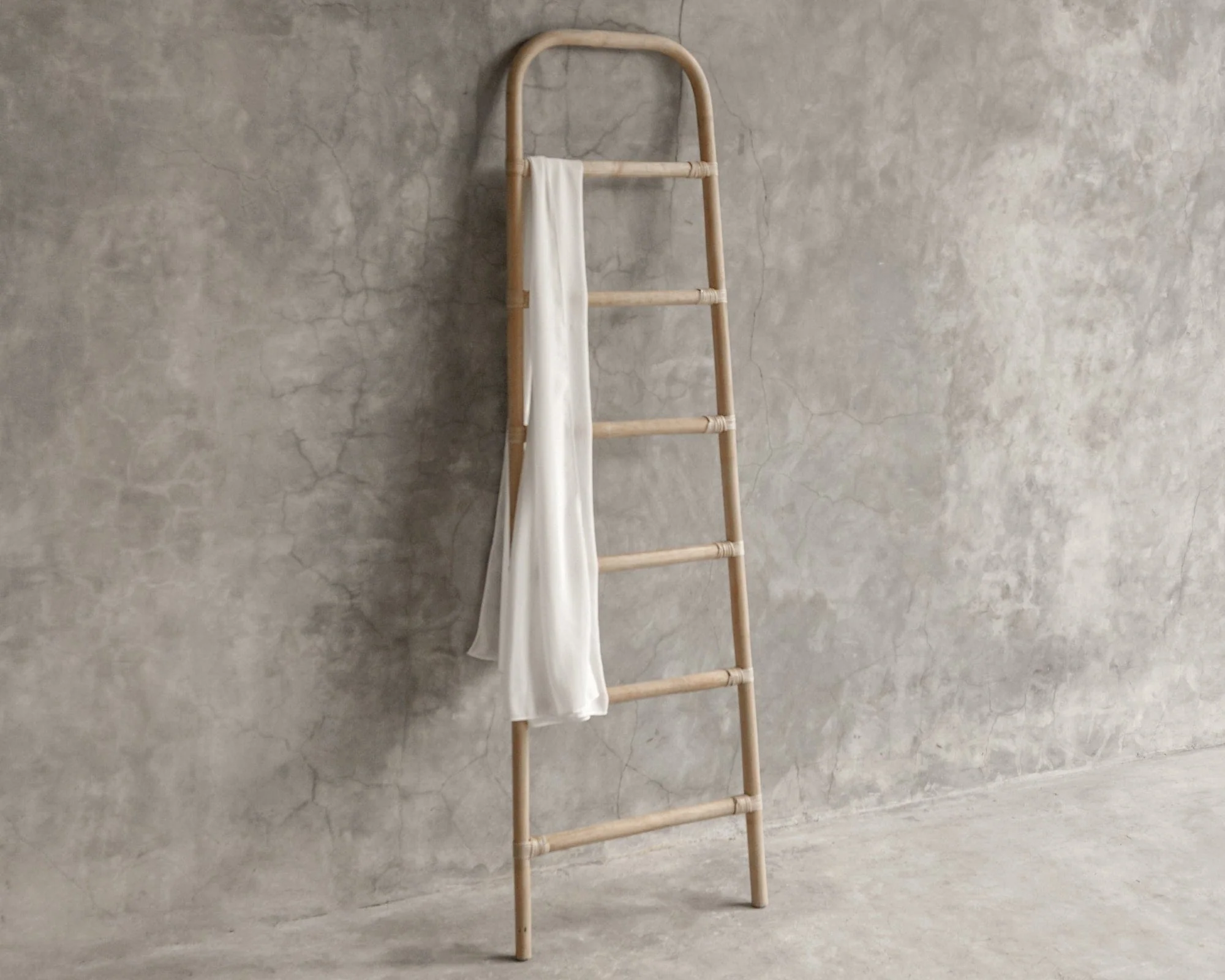 Crown Ladder - Image 3
