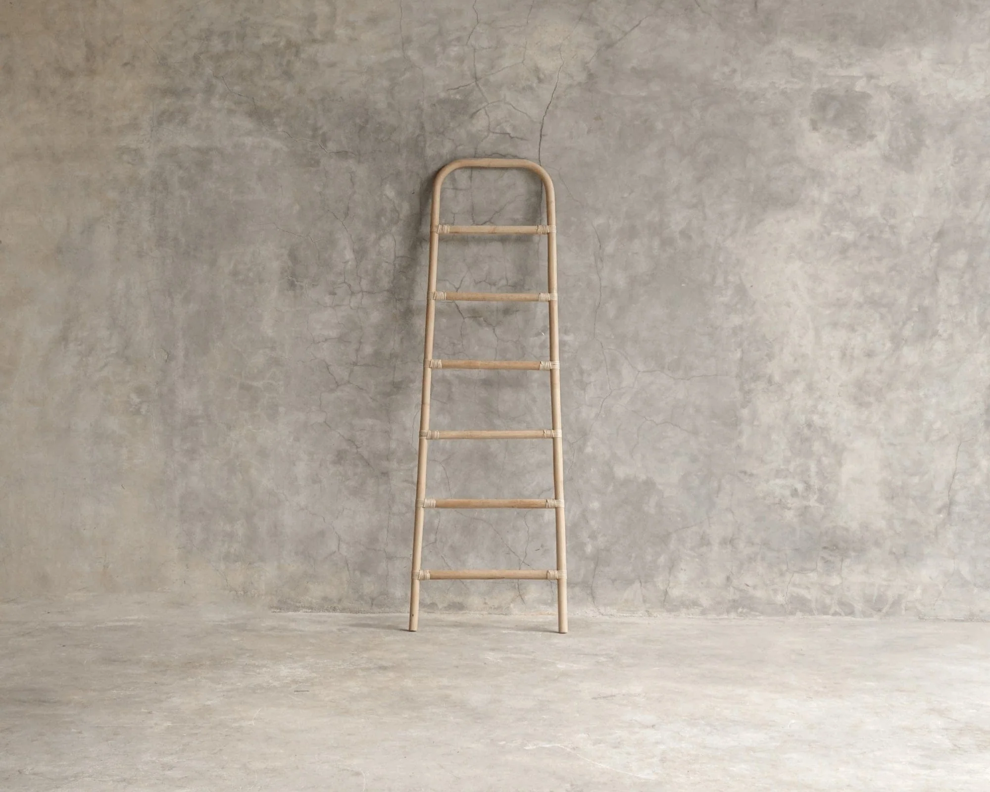 Crown Ladder - Image 5