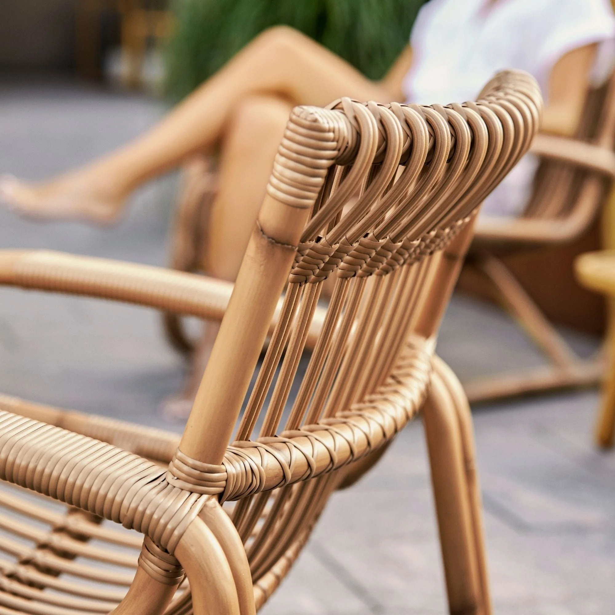 Curve Lounge Chair - Natural - Image 4