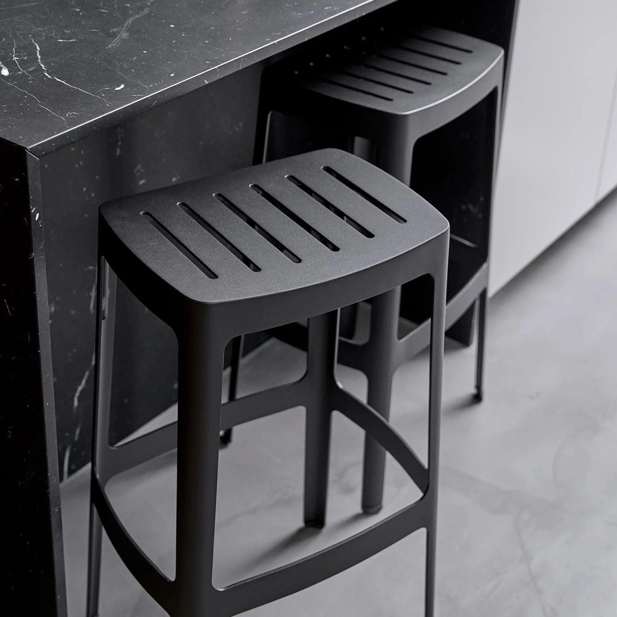 Cut Bar Stool - Black - Image 4