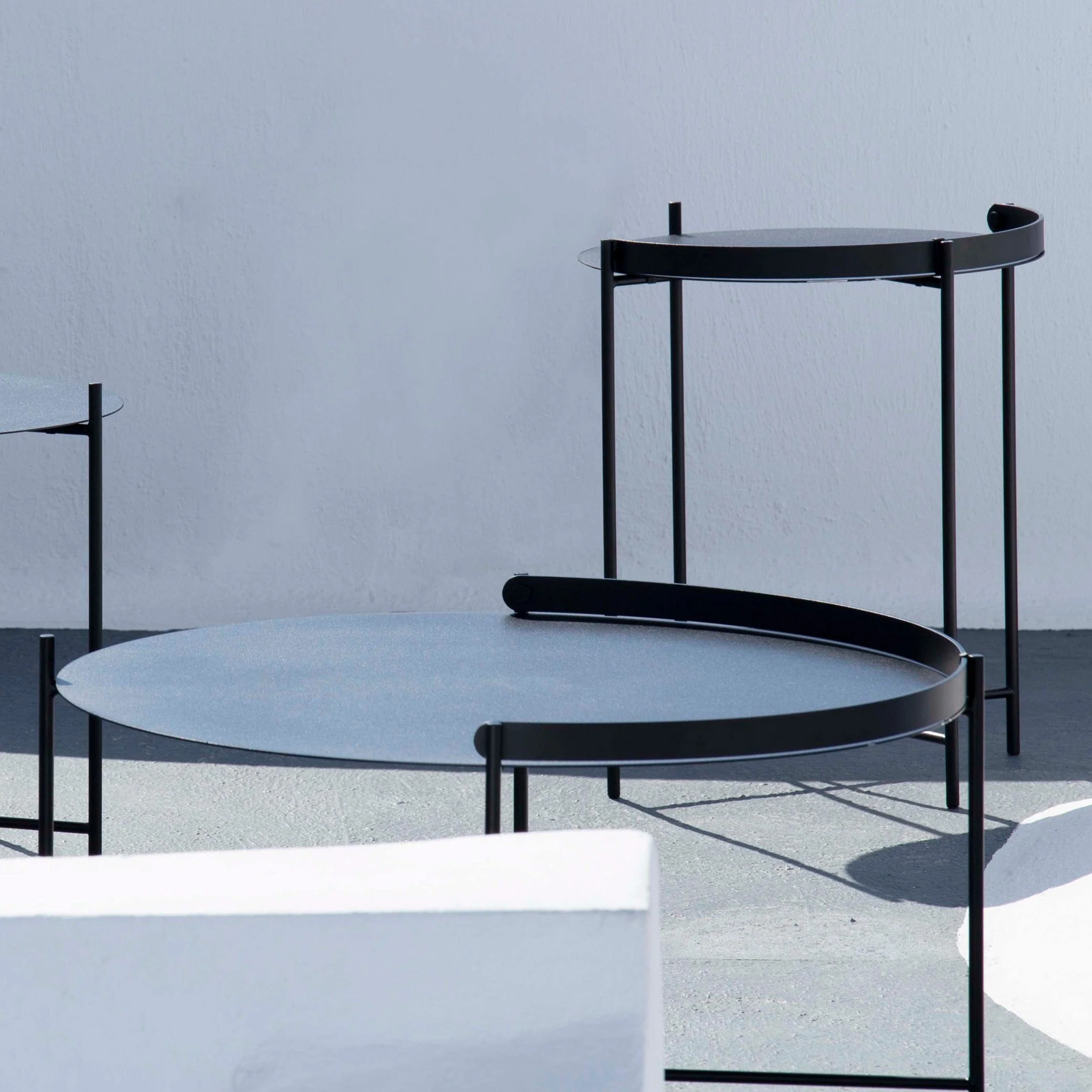 Edge Tray Table - Black Medium - Image 3