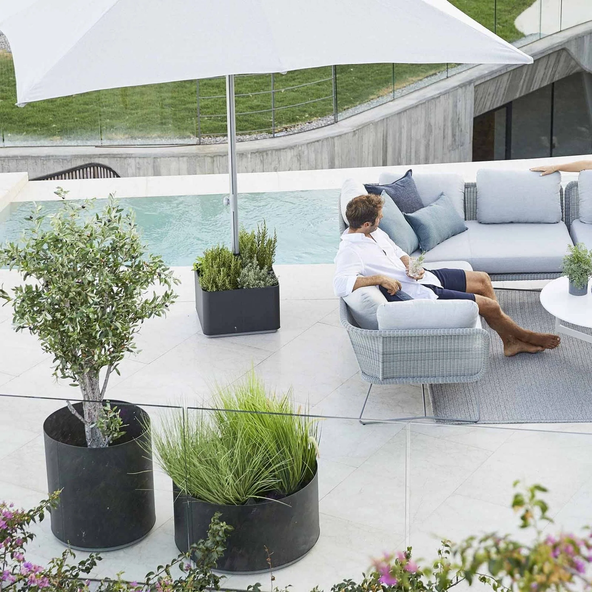Grow Medium Planter - Light Grey - Image 3