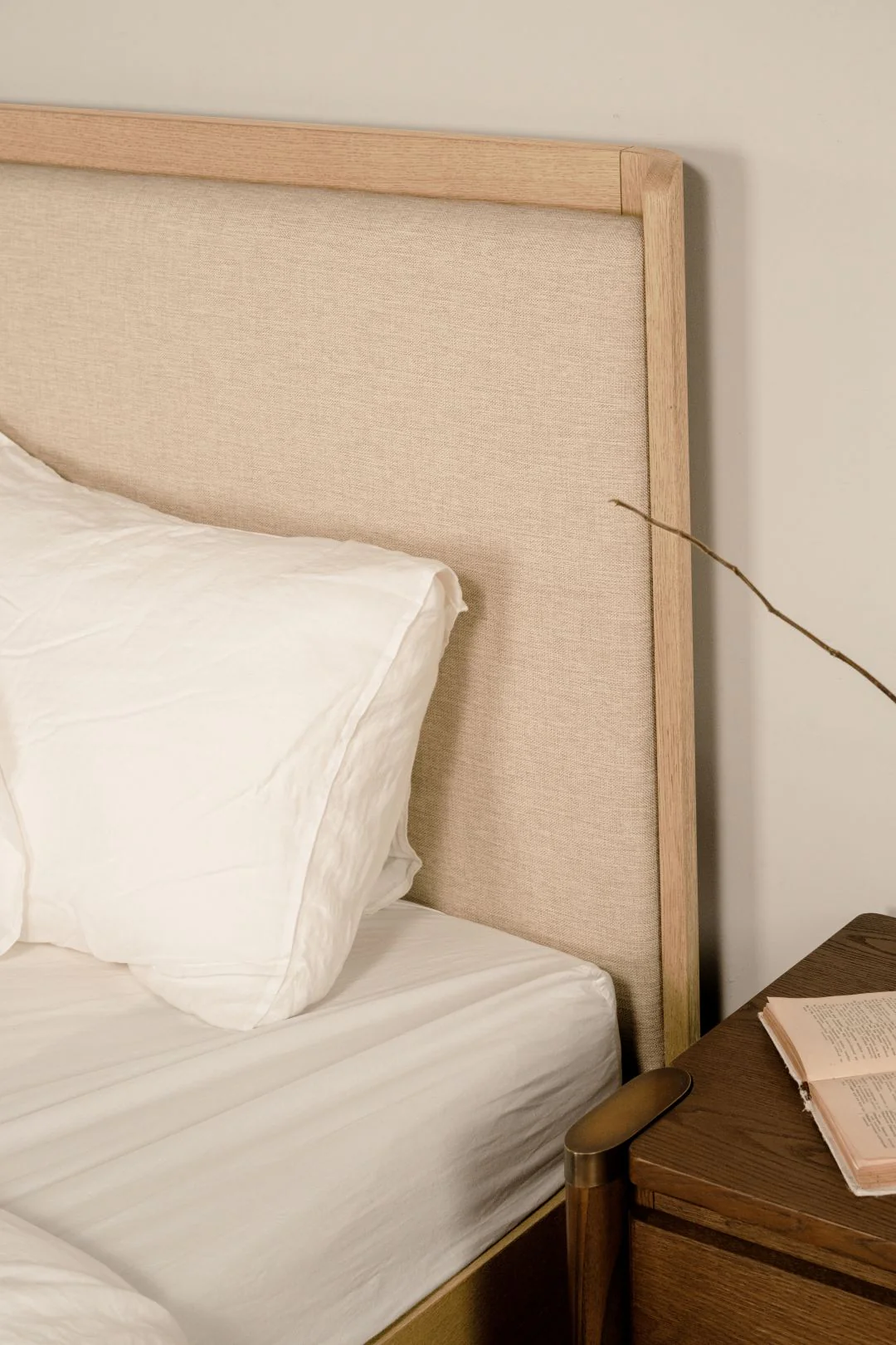 Laguna Queen Bed - Image 9