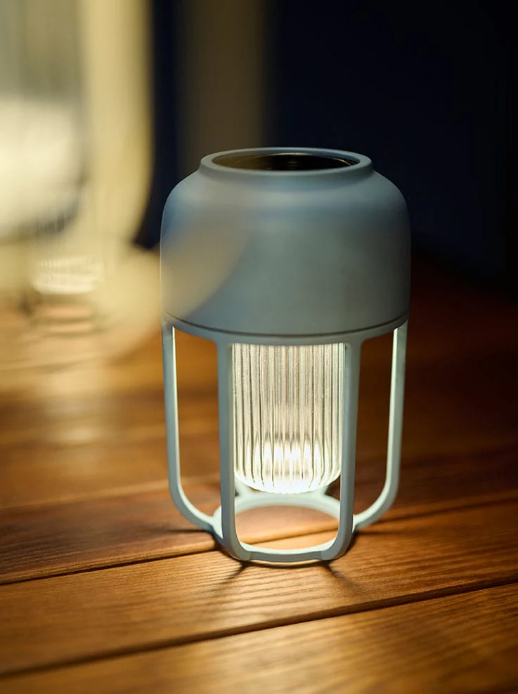 Light No 1 Ice Blue - Image 3