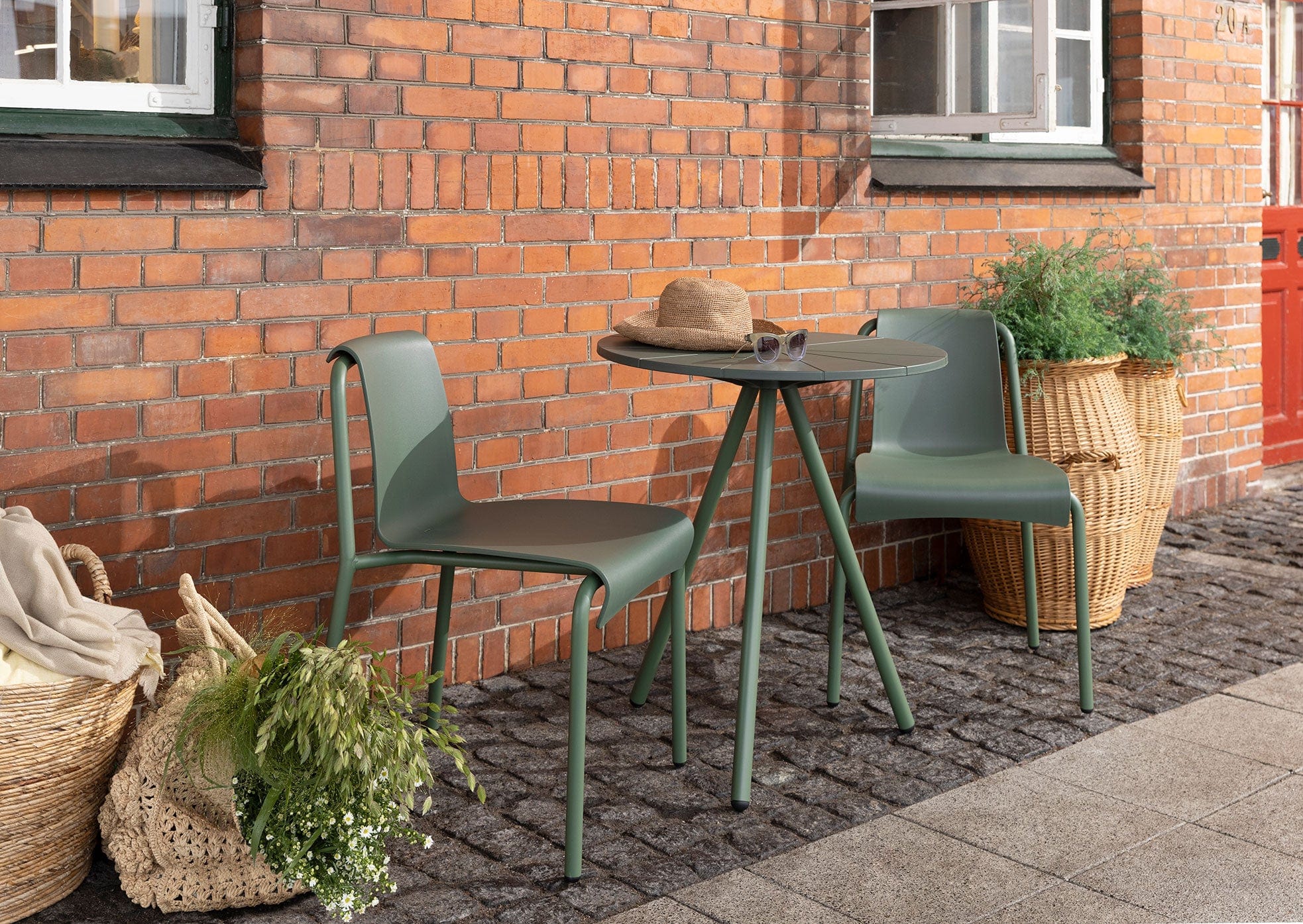NAMI Dining Chair - Olive green - Image 4