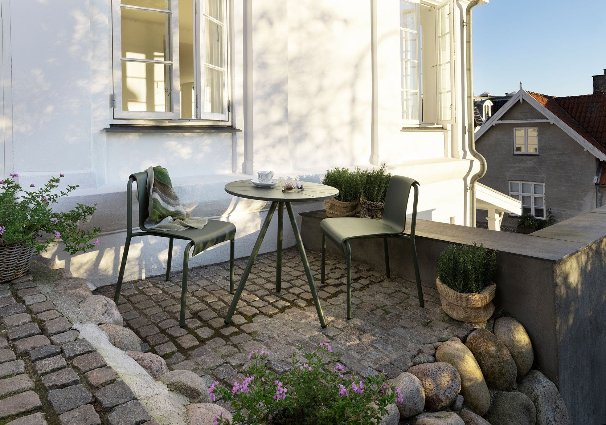 NAMI Dining Chair - Olive green - Image 5