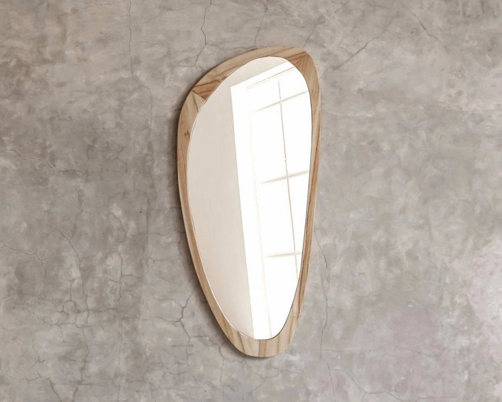 Peninsula Mirror Large - Image 5