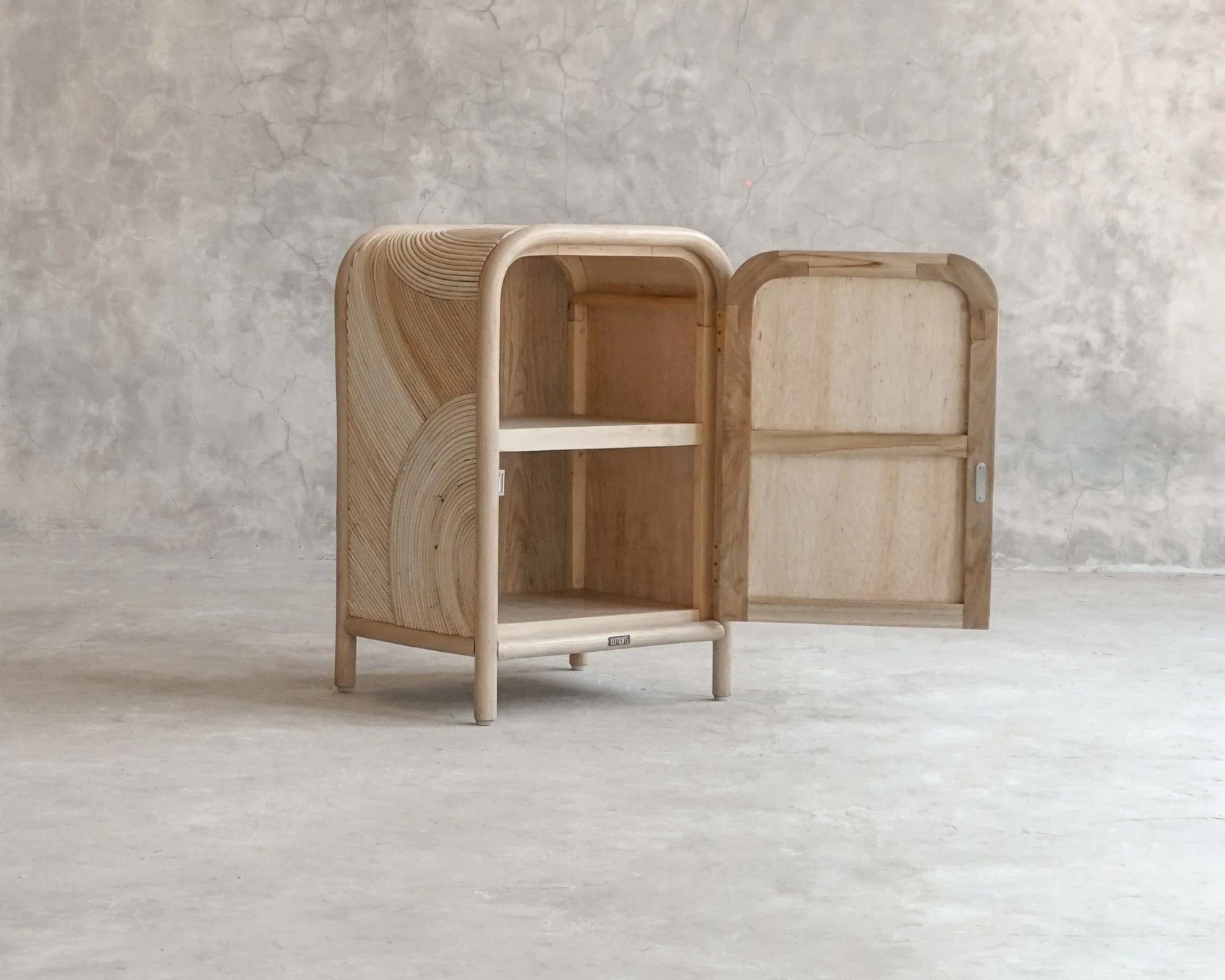 Santa Cruz Side Cabinet - Image 4