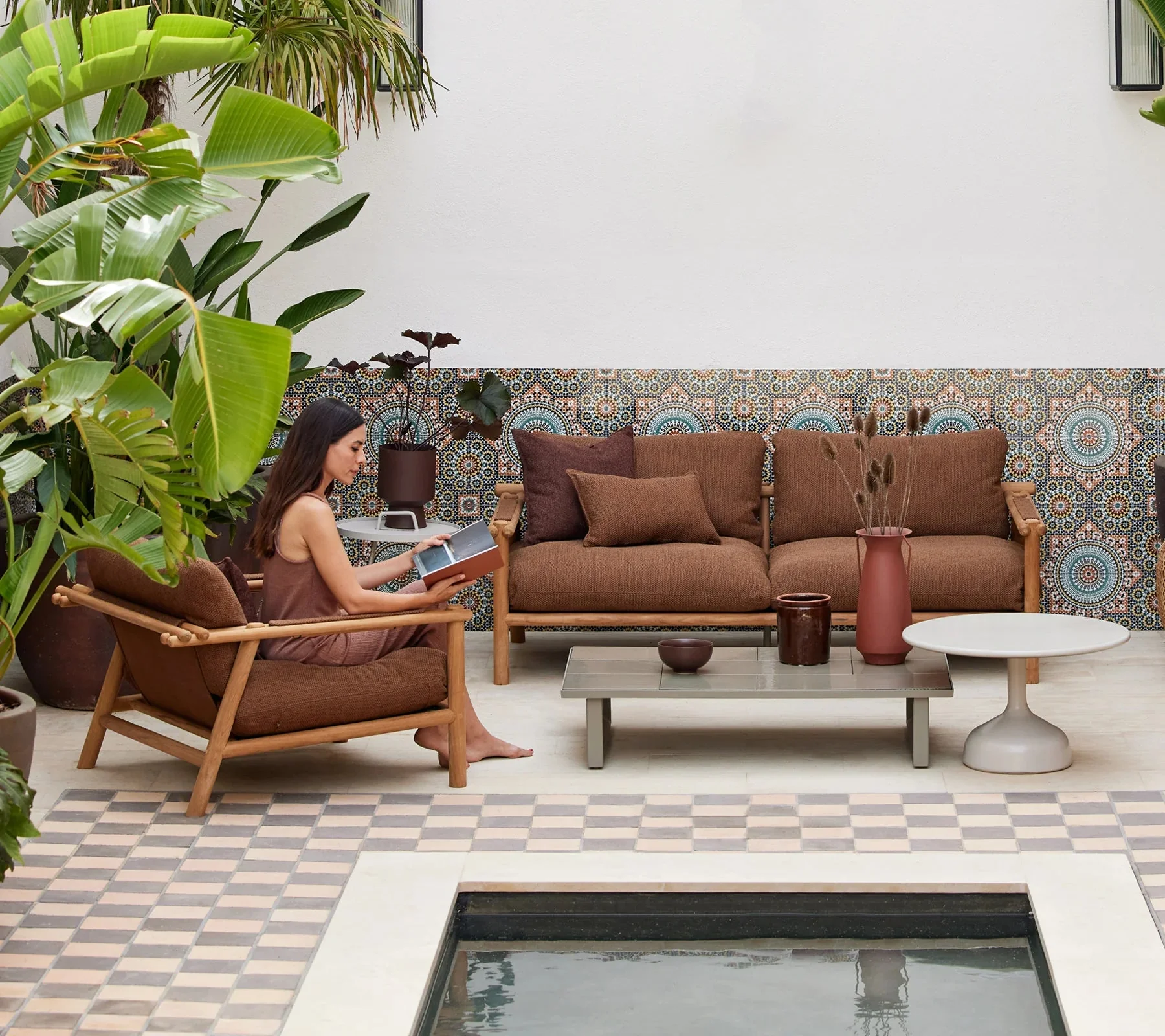 Sticks 2-Seater Sofa - Teak Frame with Sand Natté Cushions - Image 7