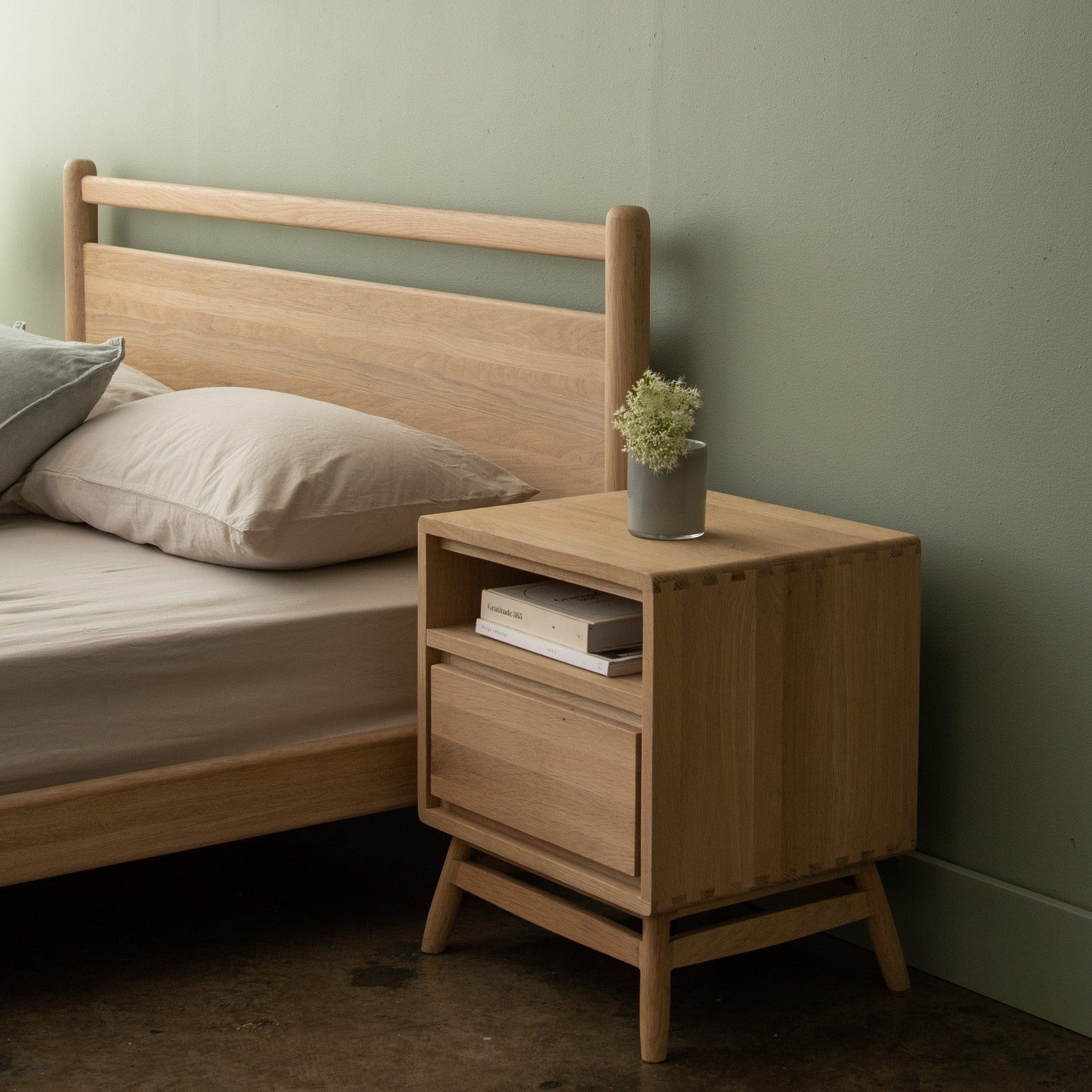 Taku Queen Bed - European White Oak - Image 9